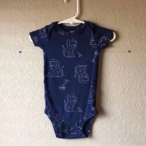 5 Piece Baby Boy Clothing Bundle 6-9 M: 2 Onesies,Button Down Shirt,Pants & Vest - Picture 6 of 16